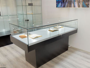 Bravura MU180FTM Display Case